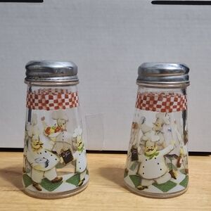 Chef Design Salt and Pepper Shakers
